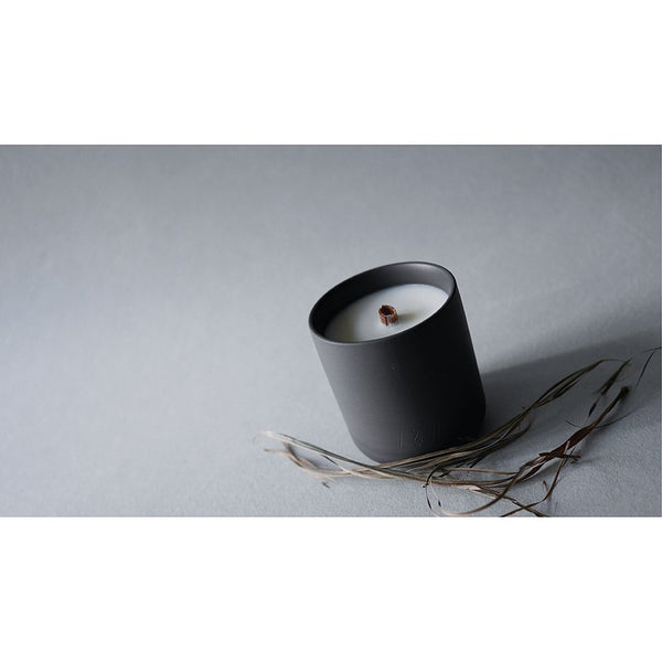 Burning Grass Scented Candle 190g
