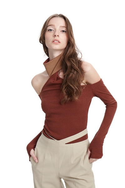 Twist Turtle Neck Top