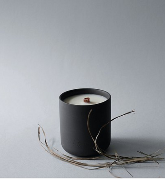 Burning Grass Scented Candle 190g